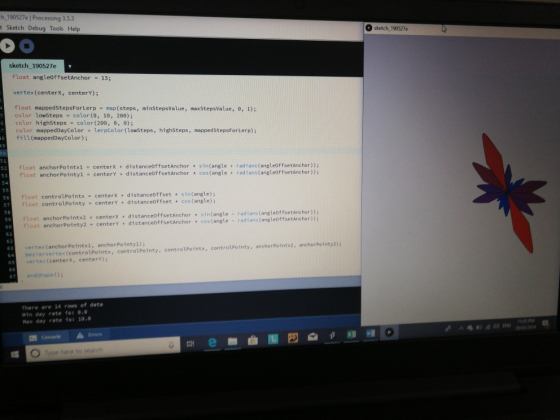 h_190527e | Processing 3.5.3 t Sketch Debug Tools Help sketch_190527e sketch 190527e float angleoffsetAnchor 13; vertex(cente