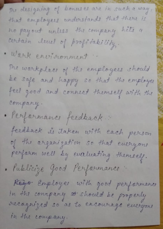 olesiguing of bonus es arr in such o way Thu had employeig understands that there is pay out cunliss the conpany hits centain