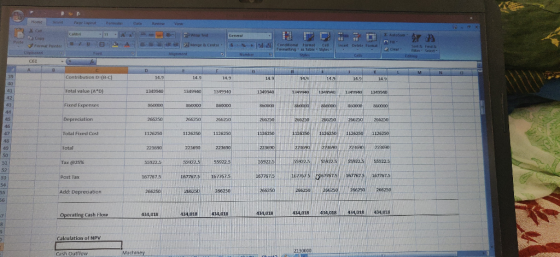 Xcut Carl - - IR DO Arch Conditional Format Cell Insert Delete Foma Pote Format Painter Merge Center a Formatting - as Table