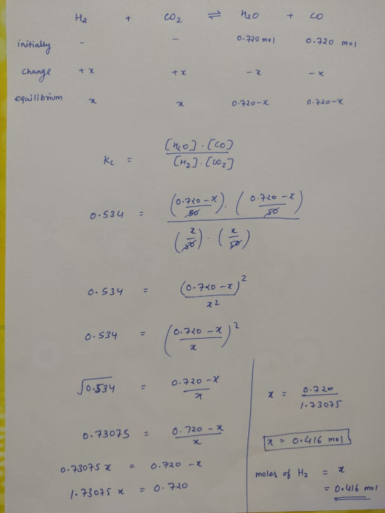на + о, е 120 + 0 0.720 mol 0.720 Mol initially Change + x + x equilibrium 0.720-x 0.720-x Kc = [120] . [co] [H₂] . [102] 0.5