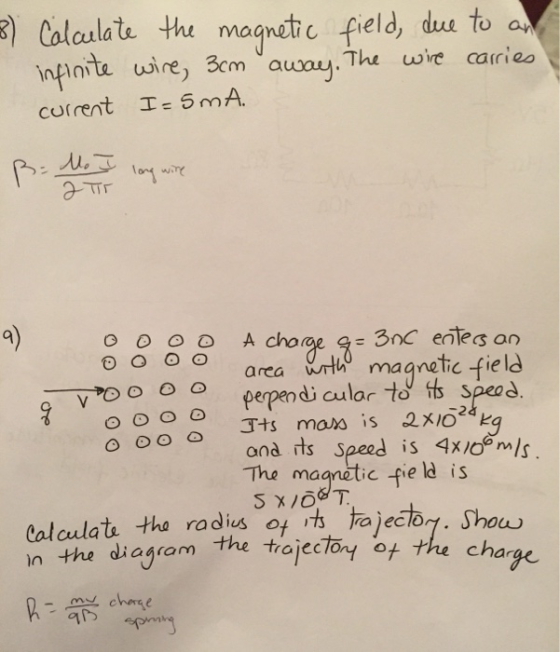 a) Calalate the magnetrc feld, duu to a cula The uoiC carrie current I 5mA enies on magnete field o o area o o o perpendicular td spead na ts speed is 4xlo s Tts ma is 2xo The magnetic fie ld is Calculat tha radius of n the diagram t rom the trojecton ot the charge ajecort. Shoa
