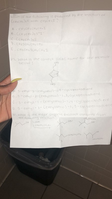 Which of the following is produced by the reaction of (CH3 CH₂ ) 25 with CH 3 CH 2 I? A. CH3 CH 2 CH 2 CH 2 I B. (CH 3 CH 2 )
