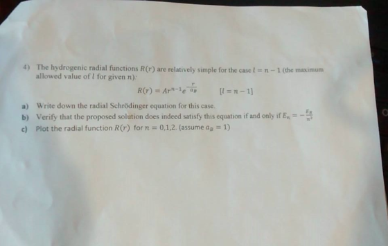 The hydrogenic radial function R(r) are relatively
