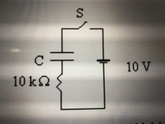 10 V