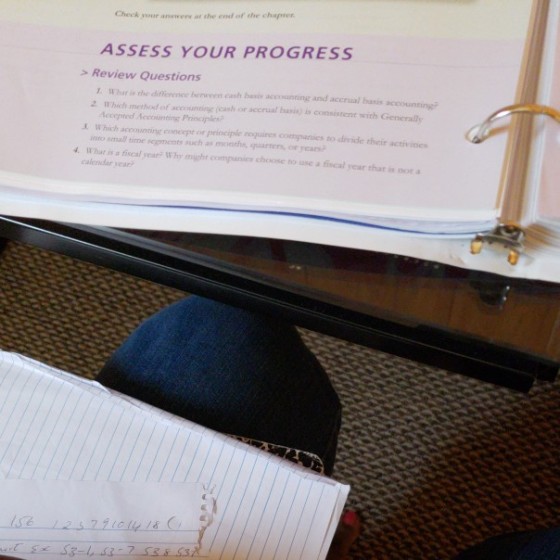 Check your anewers at the end of the chapter ASSESS YOUR PROGRESS > Review Questions . Whar is the difference berween cash basis accounting and aecrual basis accounting 2. Which method of accounting (cash or sccrual basis) is consistent with Generally Aecepred Accounting Principles? J. Which accounting concept or principle requires companies to divide their activines inro small time segments such as months, quarters, or years . What is a fiseal year: Why might companics choose to use a fixcal year that is nor a calendar year?
