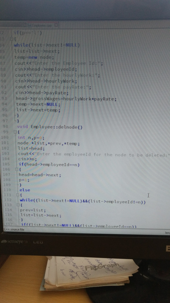 if(p while(List->next !=NULL) ist-list->next; 86 temp-new node; 87 cout <<Enter the Employee 8 cin>>head->employeeld; 89 cou