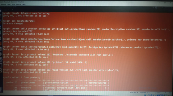 untu Running Machine View Orade VM VirtualBox Input Devices Help mysql> create database manufacturing: Query OK, 1 row affect