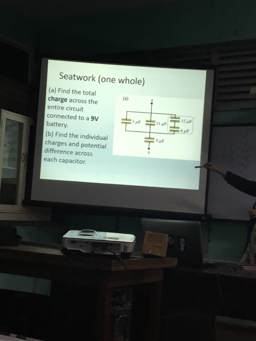 Seatwork (one whole) (a) Find the total charge across the entire circuit connected to a 9V battery. (b) Find the individual charges and potential difference across each capacitor. 12 AF 3aF IpEl